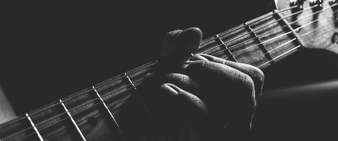 Exploring Different Guitar Scale Lengths: A Guide for Guitarists - WhiteStork Guitars