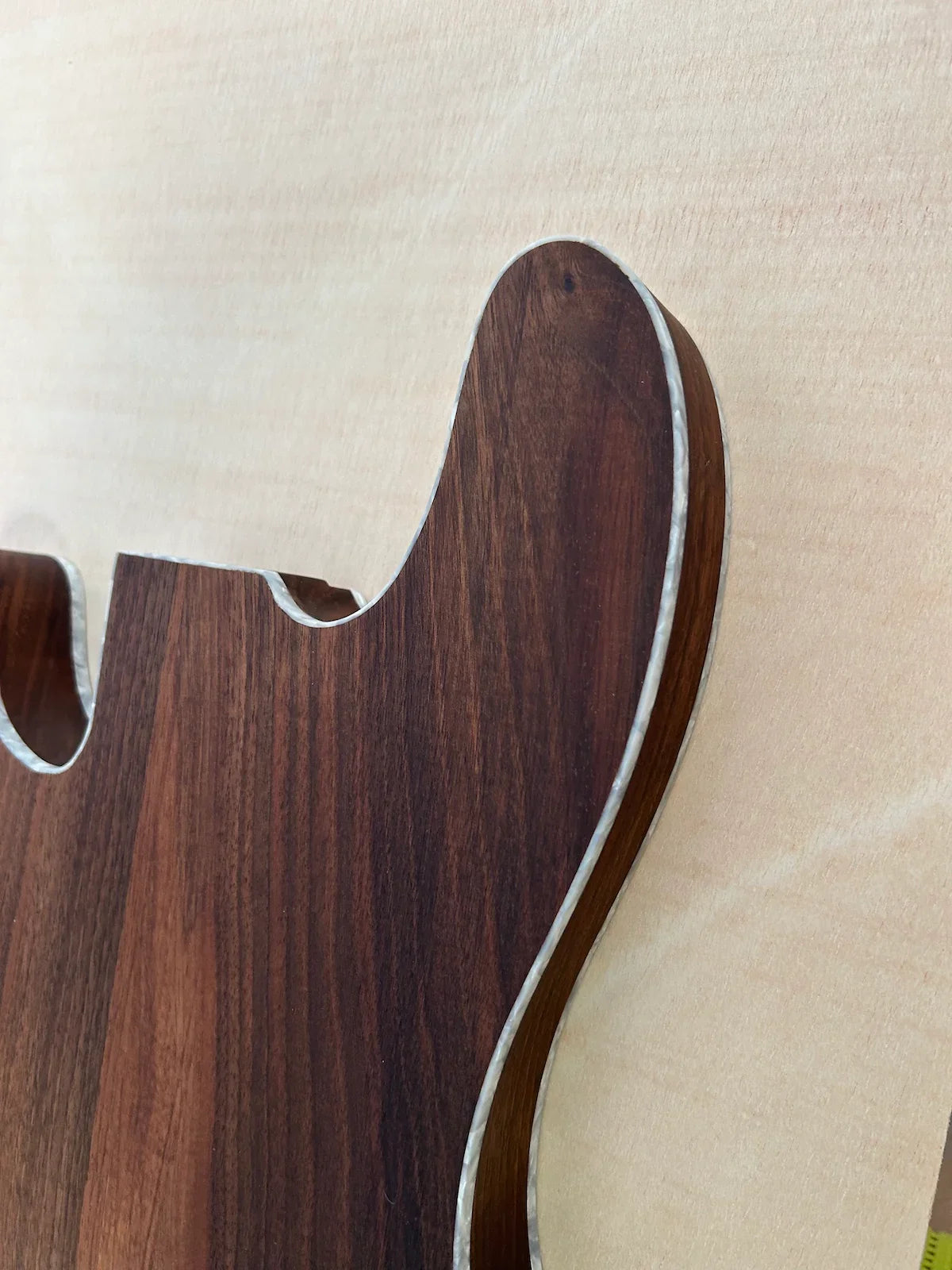 Walnut Precision Bass Style Body Oil Finish Pearloid Binding Detail 4
